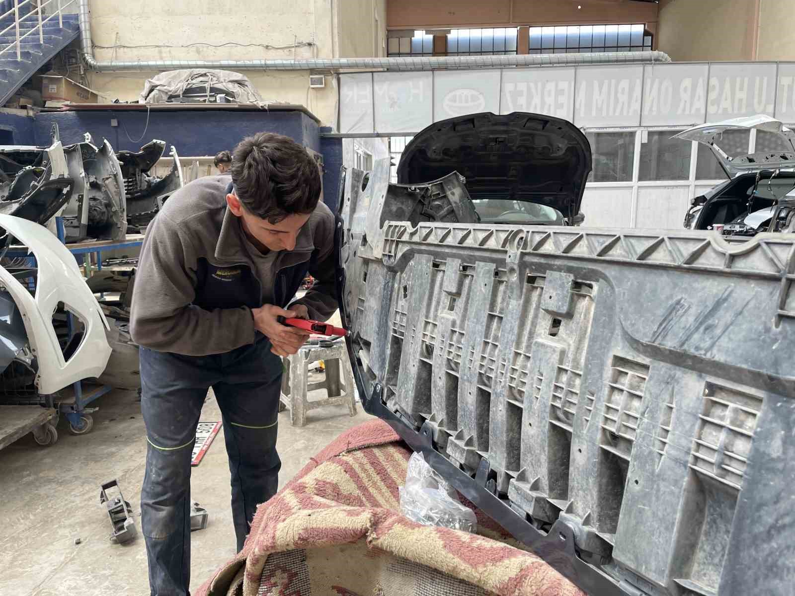 sanayide kaportaci ringde dunya sampiyonu 1 aSA3OLri