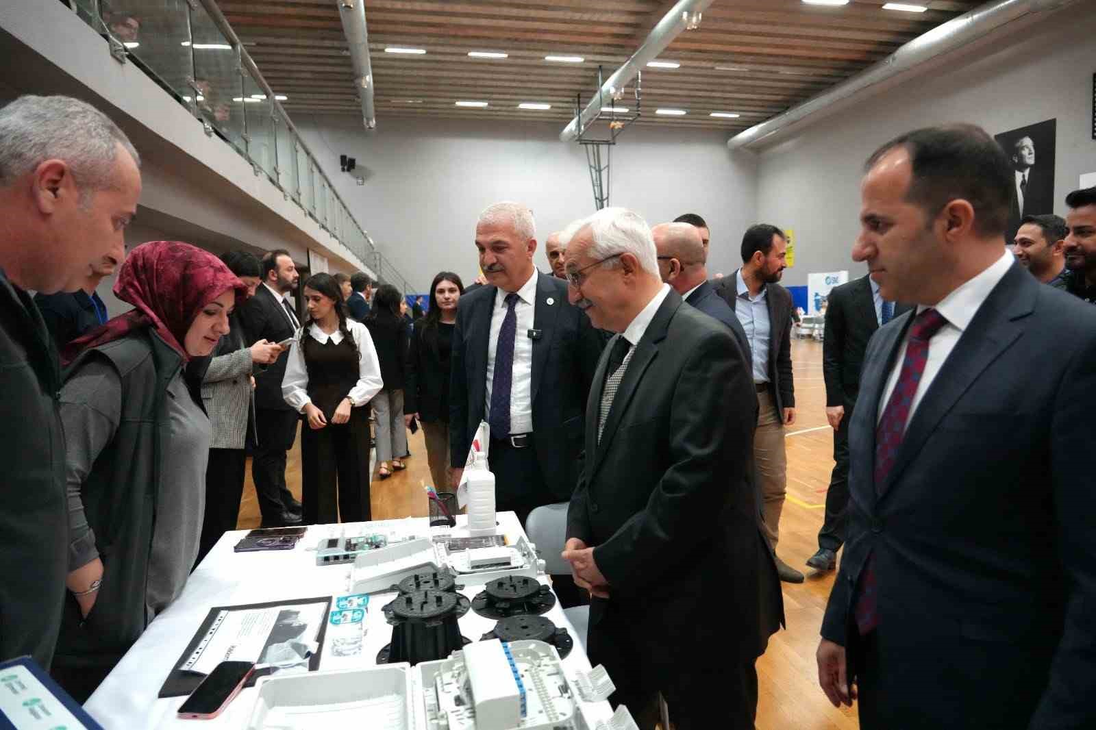 sanayinin kalbi gebzede gelecegin ustalari is dunyasiyla bulustu 3 XsAIkSEQ