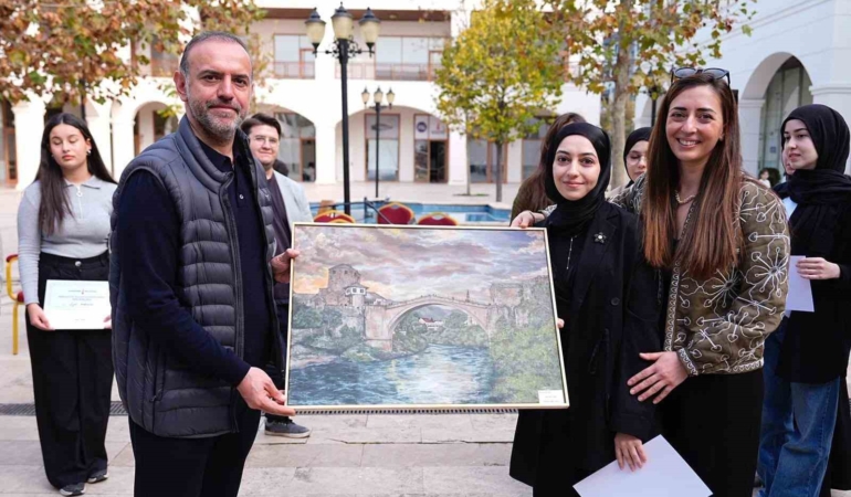 sancaktepede-genc-yeteneklerin-eserleri-gorucuye-cikti-TrXeZSeU.jpg