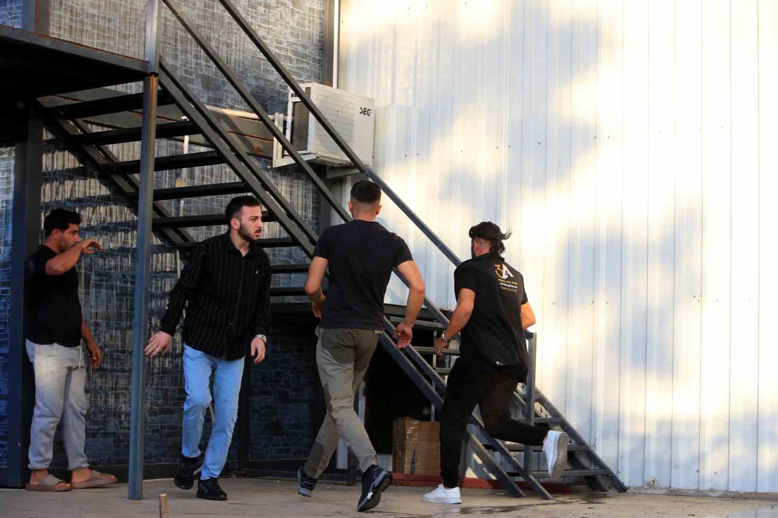 sandalye uretim atolyesi alev alev yandi 1 DtCNtPBm
