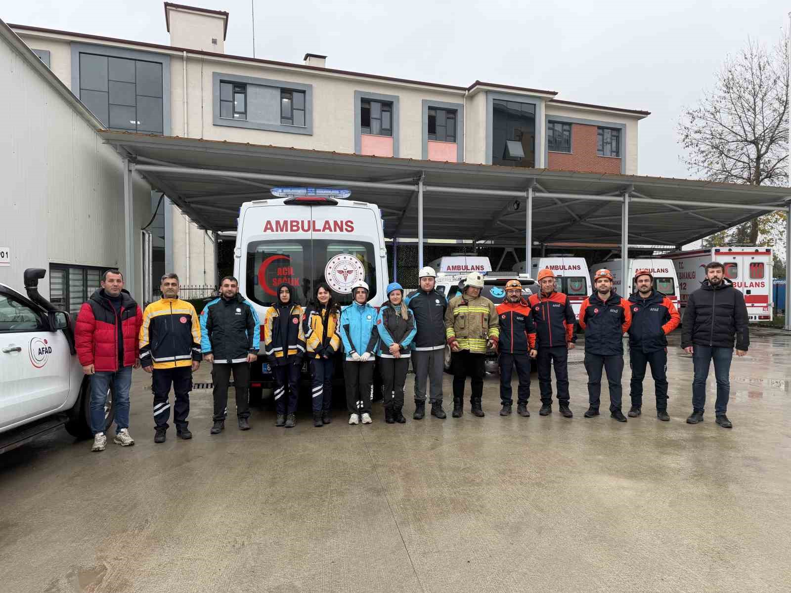 saniyelerle yarisip 15 dakikalik yolu 5 dakikada gittiler 4 JFuRStNE