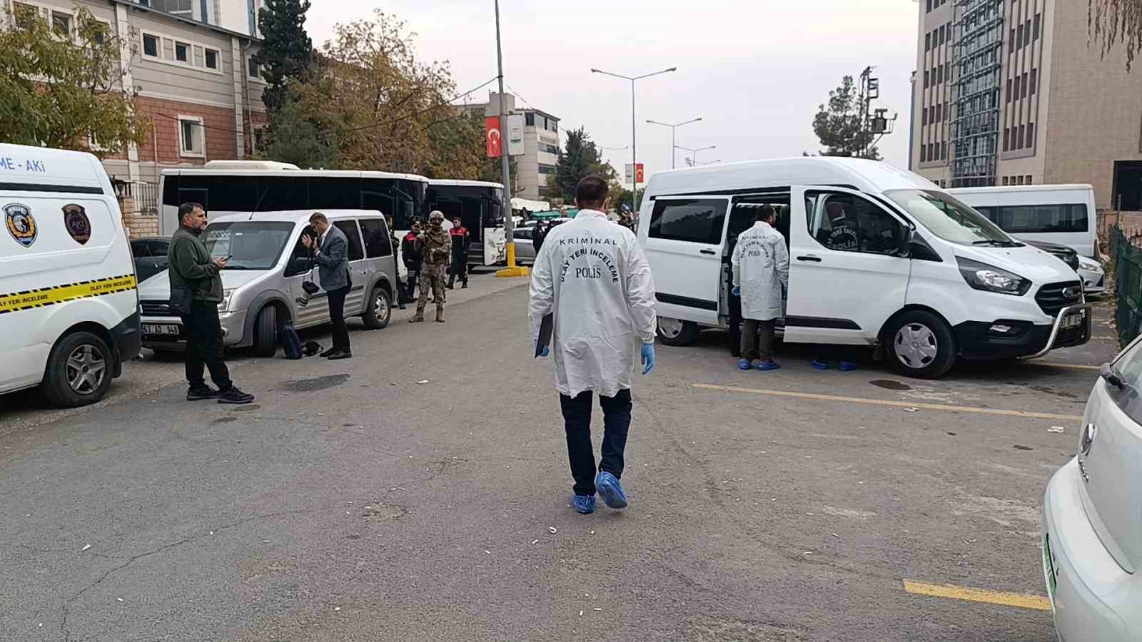 sanliurfa adliyesinde patlama 1 yarali 4 B7PWPAMc