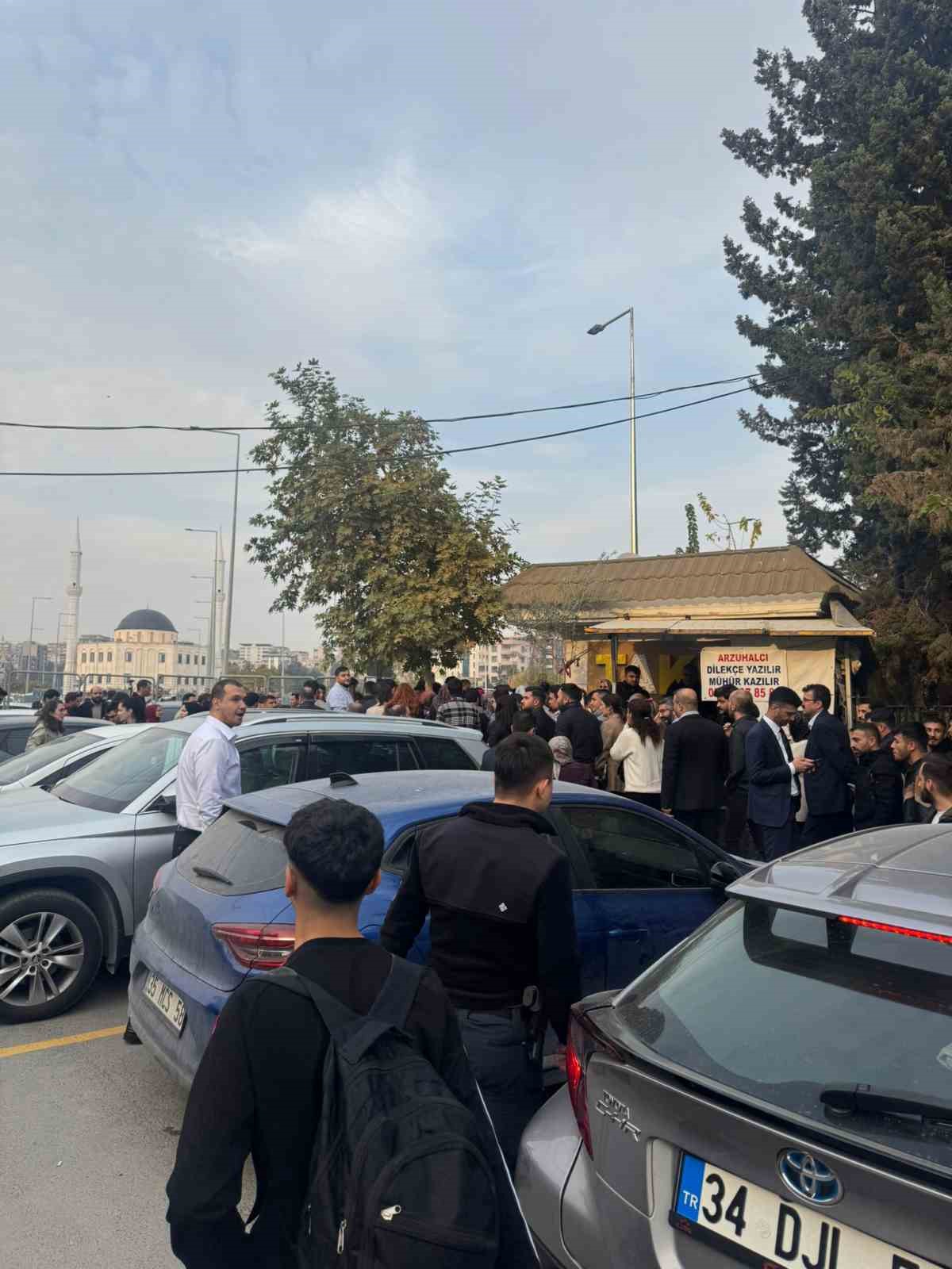 sanliurfa adliyesinde patlama 4 yarali 1 9Sp3tea8