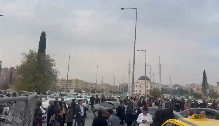 sanliurfa-adliyesinde-patlama-4-yarali-EiCOg7ZH.jpg