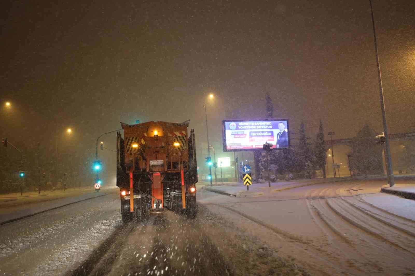 sanliurfa buyuksehir belediyesi kar mesaisinde 0