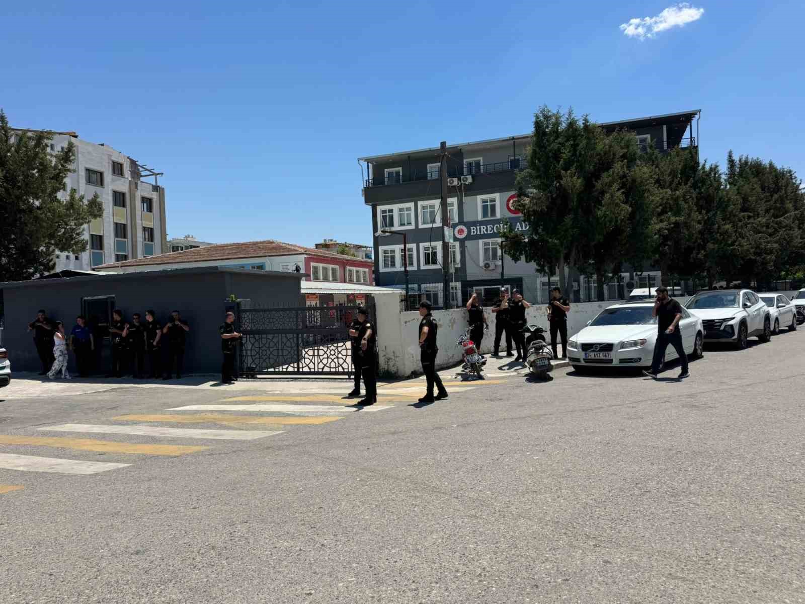 sanliurfa merkezli 4 ilde organize suc orgutune operasyon 21 gozalti 1