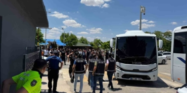 sanliurfa-merkezli-4-ilde-organize-suc-orgutune-operasyon-21-gozalti-ActeTPc6.jpg