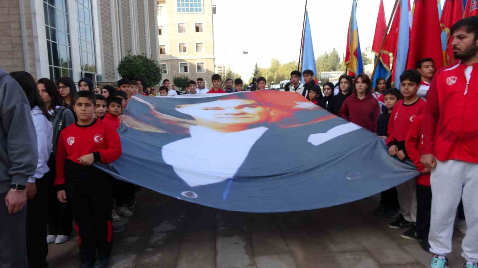 Şanlıurfa ve Adıyaman’da 10 Kasım Atatürk’ü Anma Günü etkinliği 6 sanliurfa ve adiyamanda 10 kasim ataturku anma gunu etkinligi 2