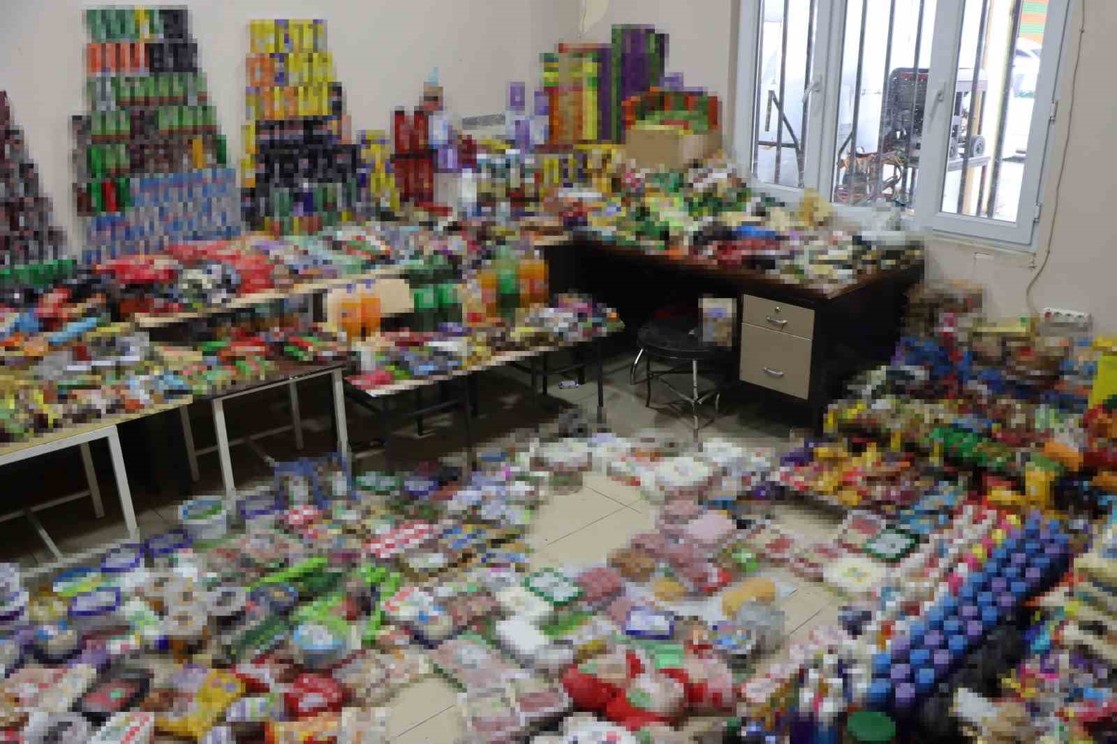 sanliurfada 1 bucuk milyon tllik tarihi gecmis urunler ele gecirildi 1
