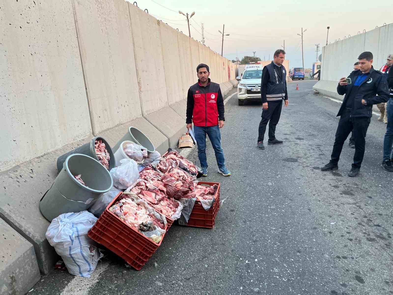 sanliurfada 1 ton kacak et ele gecirildi 2 9G35NY7w