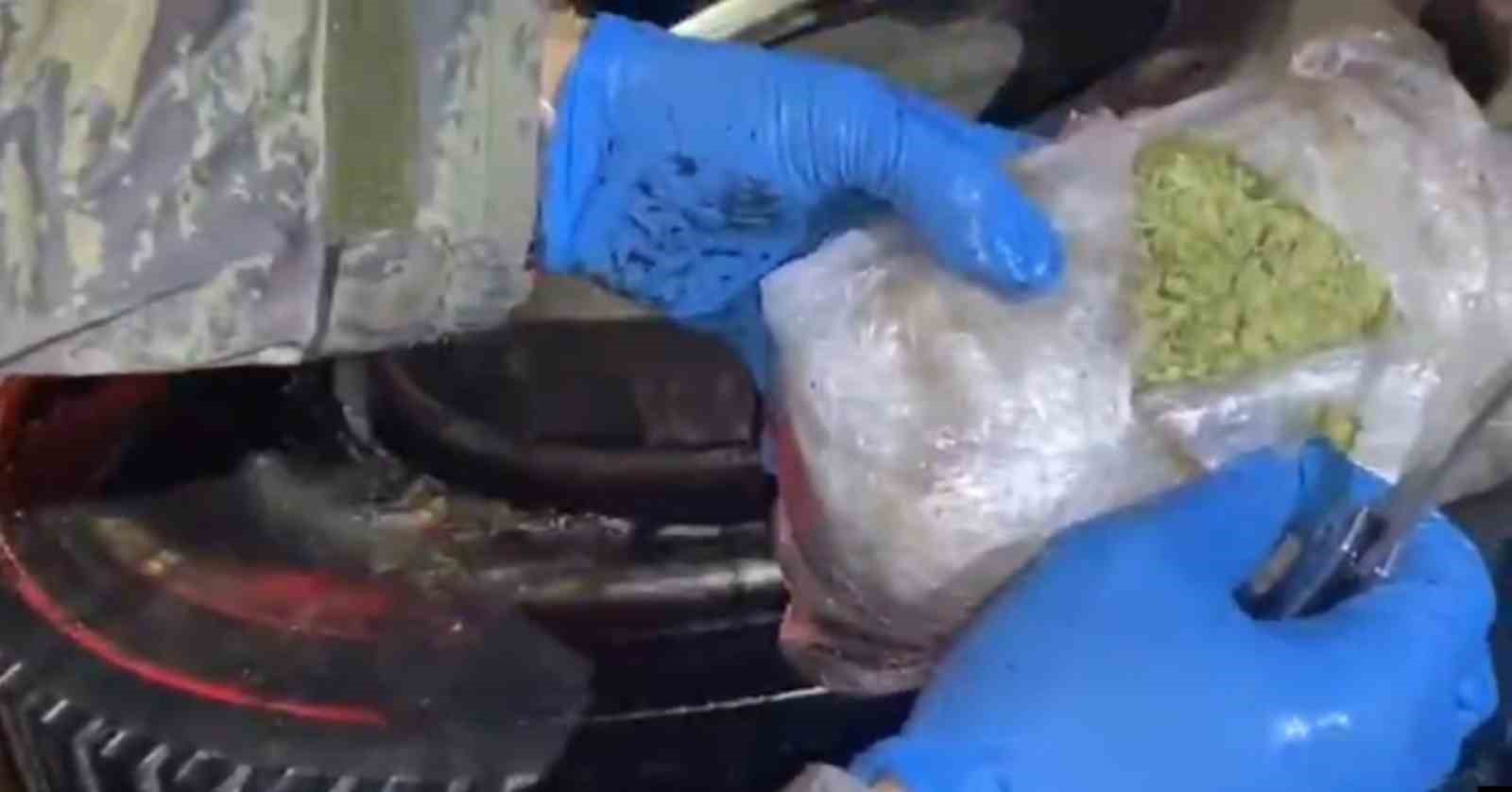 sanliurfada 17 kilo 550 gram skunk ele gecirildi 2 h3wbYQDN