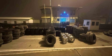 sanliurfada-2-milyonluk-kacak-lastik-operasyonu-2-gozalti-wGEbP5ee.jpg