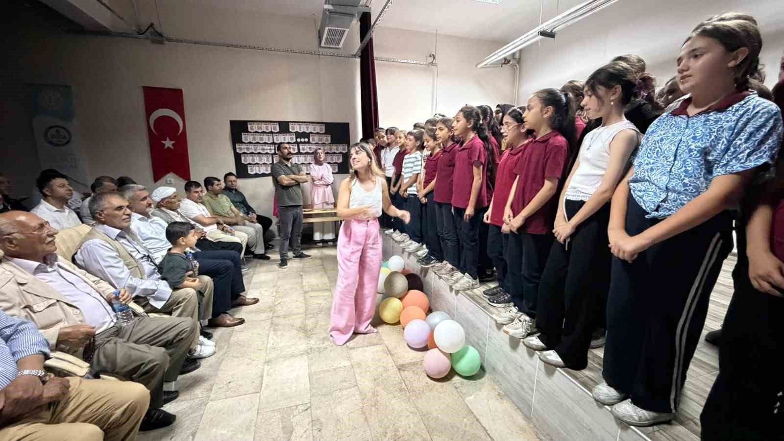sanliurfada 37 yillik egitim cinarina duygusal veda 4 h9kNnvqT