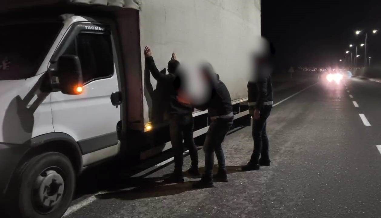 sanliurfada 43 bin paket kacak sigara ele gecirildi 3 Yhbhe7cQ