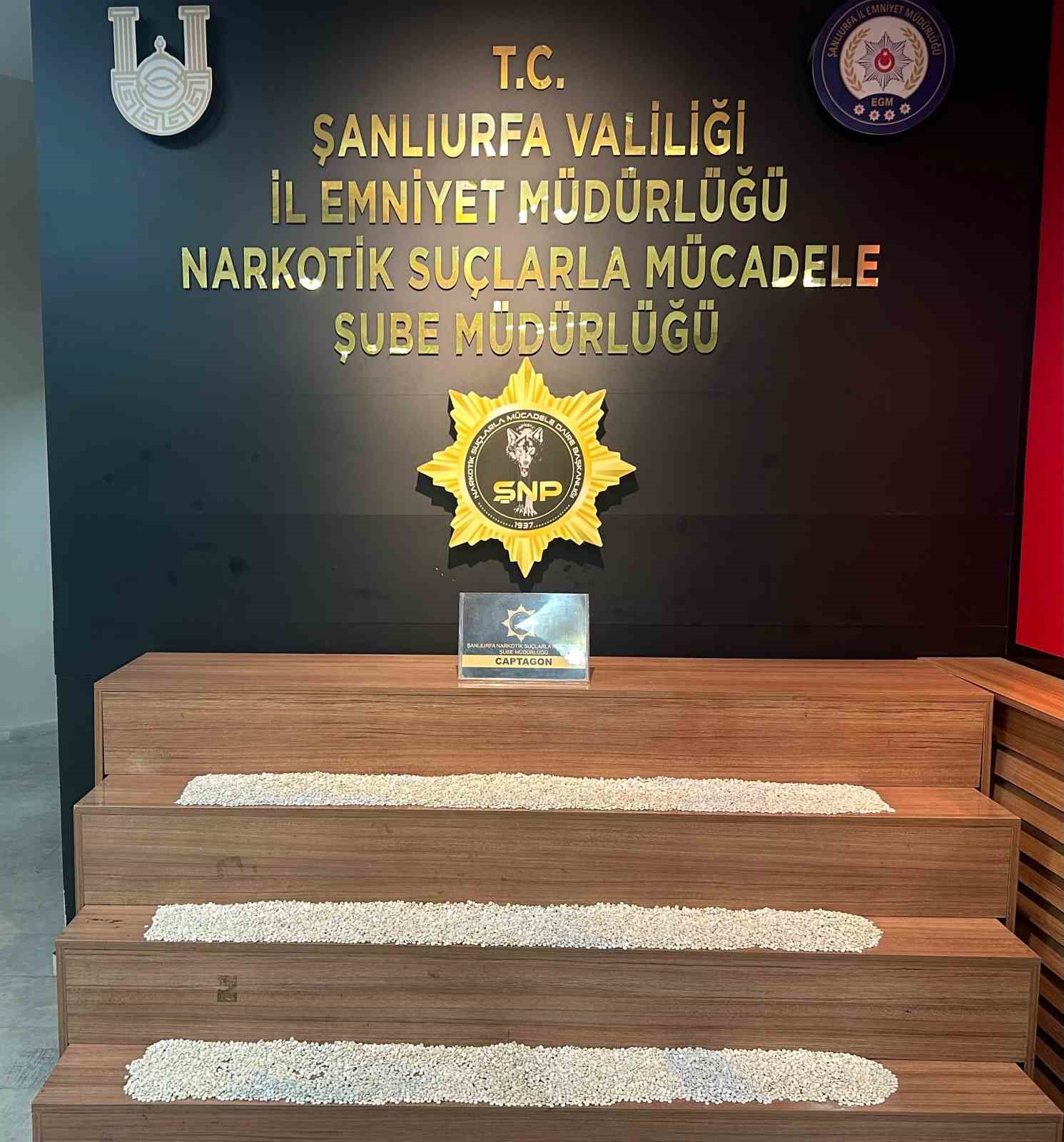 Şanlıurfa’da ağırlığında 34 bin adet uyuşturucu hap ele geçirildi 4 sanliurfada agirliginda 34 bin adet uyusturucu hap ele gecirildi 0 ejlPNXbQ