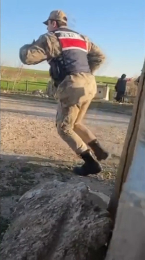 sanliurfada akraba kavgasi 2 yarali 1 cF6mtks9