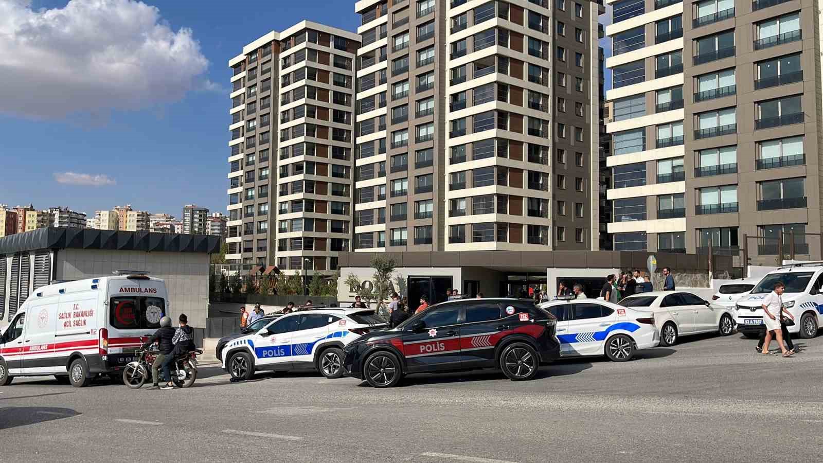 sanliurfada alacak kavgasi 4 yarali 1 qvRSNeHI