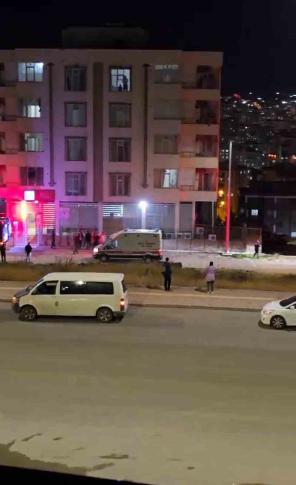 sanliurfada bakim evinde yangin 1 olu 1 fBYOrVvT