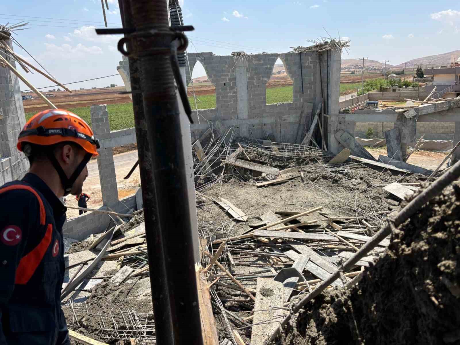 Şanlıurfa’da cami inşaatındaki çökmede 3 işçi yaralandı 6 sanliurfada cami insaatindaki cokmede 3 isci yaralandi 2 Sa7LzvgY