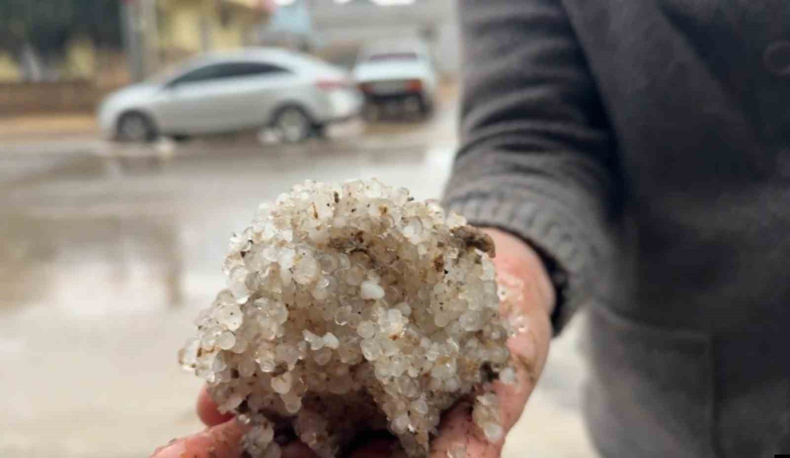 sanliurfada dolu yagisi hayati olumsuz etkiledi 0