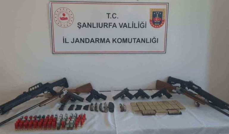 sanliurfada-dugunde-havaya-ates-eden-4-sahis-gozaltina-alindi-uSubA1MQ.jpg