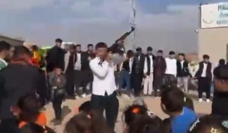 sanliurfada-dugunde-uzun-namlulu-silahla-havaya-ates-acti-IYgCDnQU.jpg