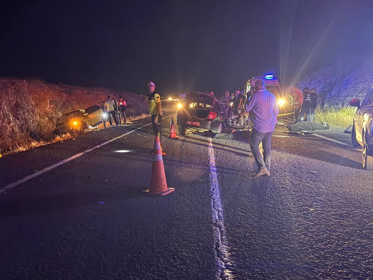 Şanlıurfa’da feci kaza: 2 ölü, 6 yaralı 8 sanliurfada feci kaza 2 olu 6 yarali 4 qVEGZFNF