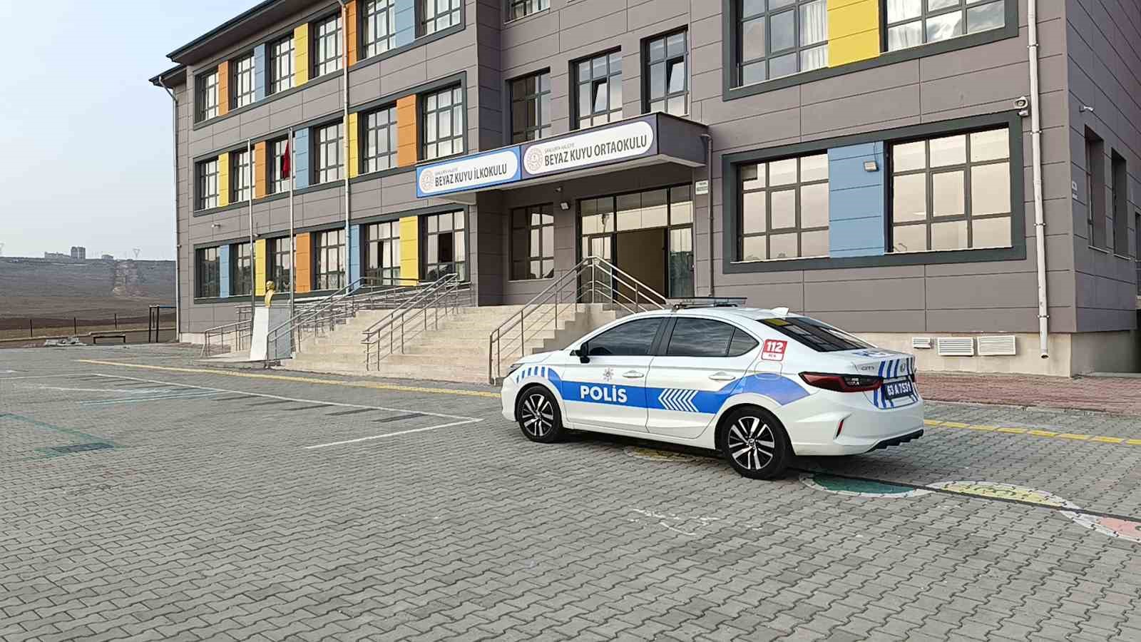 sanliurfada gida zehirlenmesi suphesiyle 25 ogrenci hastanelik oldu 2 DNYX1zvh