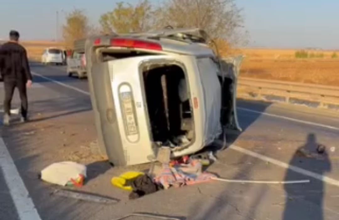 Şanlıurfa’da hafif ticari araç devrildi: 1 ölü, 3 yaralı 4 sanliurfada hafif ticari arac devrildi 1 olu 3 yarali 0 QyN2BfYv