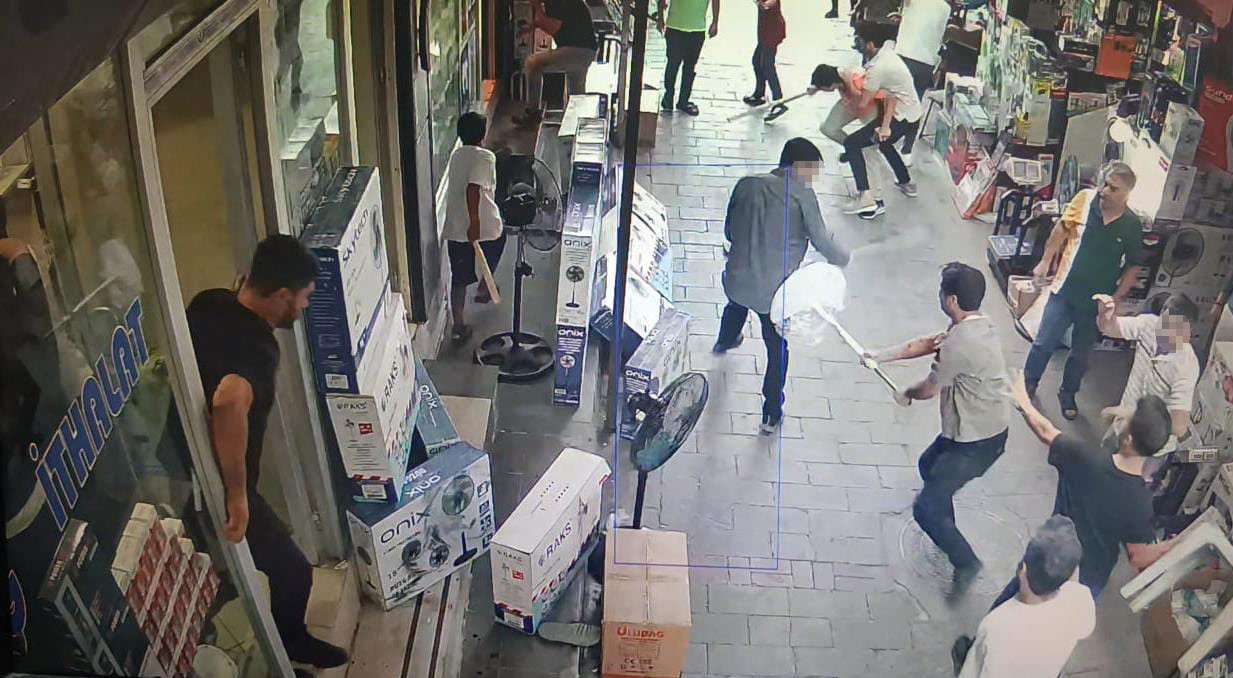 sanliurfada harac iddiasiyla cikan kavgada ortalik savas alanina dondu 1 BTn4euRt