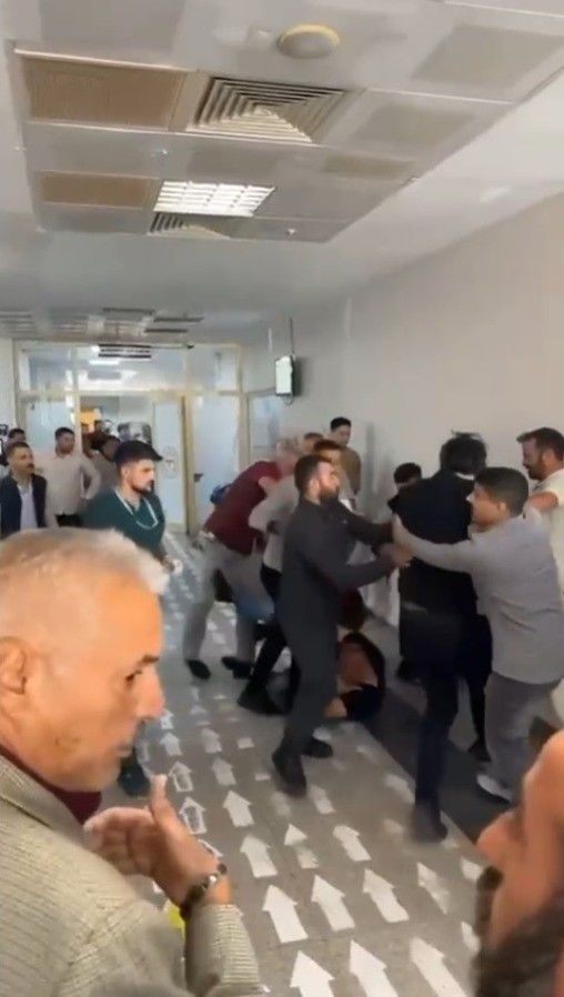 sanliurfada hastane acilinde tekme tokat hengame kamerada 1