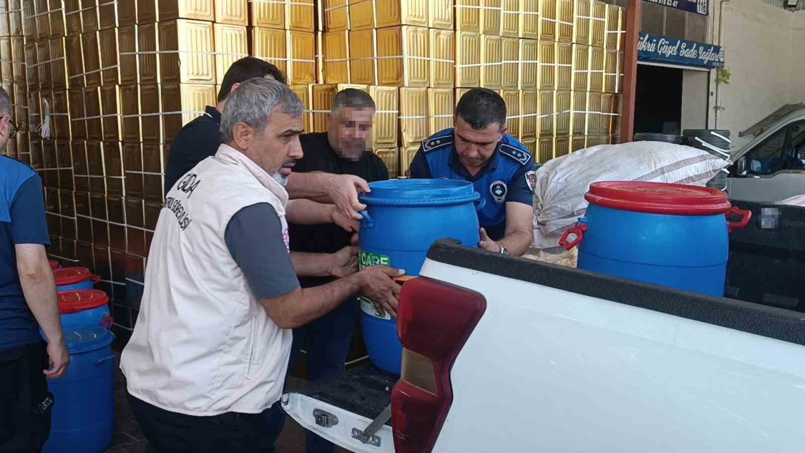 sanliurfada kaynagi belli olmayan 400 kilo supheli sade yag ele gecirildi 0 qv5cIlBZ