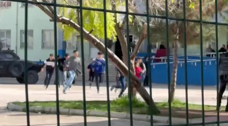 Şanlıurfa’da lisede silahlı saldırı: Yaralılar var 7 sanliurfada lisede silahli saldiri yaralilar var 3 Z31Xyz9n