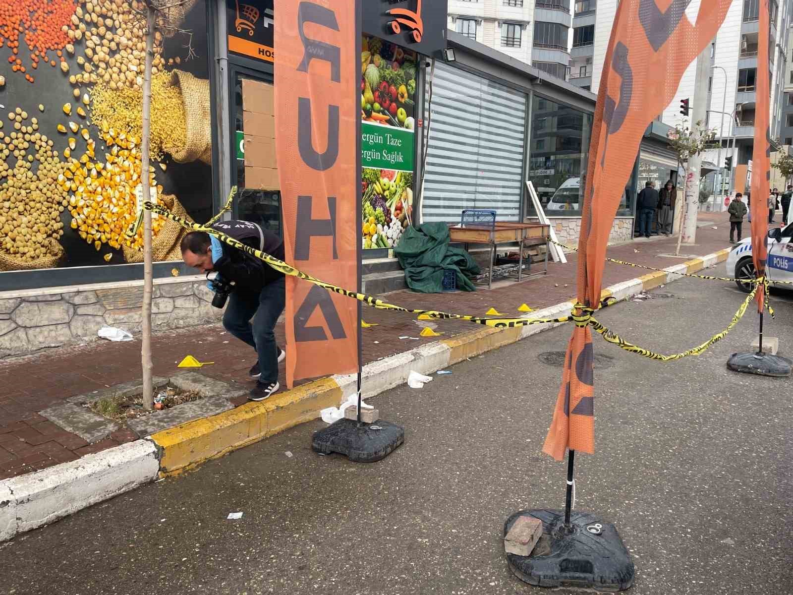 sanliurfada markete silahli saldiri 1 yarali 1 rNniTutL
