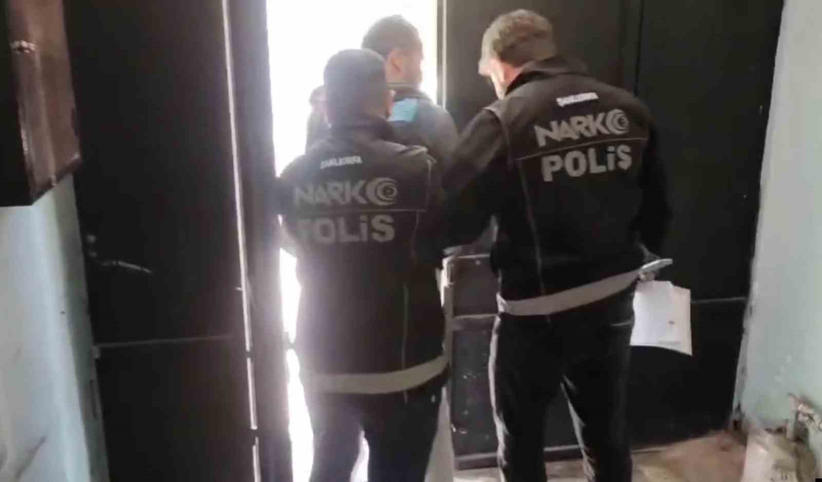 sanliurfada narkotik operasyonu 13 tutuklama 3 EtnPlZWL
