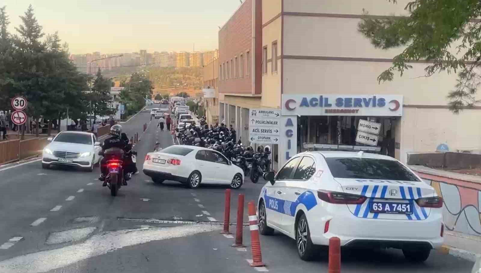 sanliurfada ogretmen veli tarafindan sopayla darbedildi 1 BWmI68iA