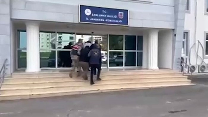 sanliurfada polis yalaniyla 2 milyona yakin dolandiricilik operasyonunda 2 tutuklama 0 3rg2eSCA