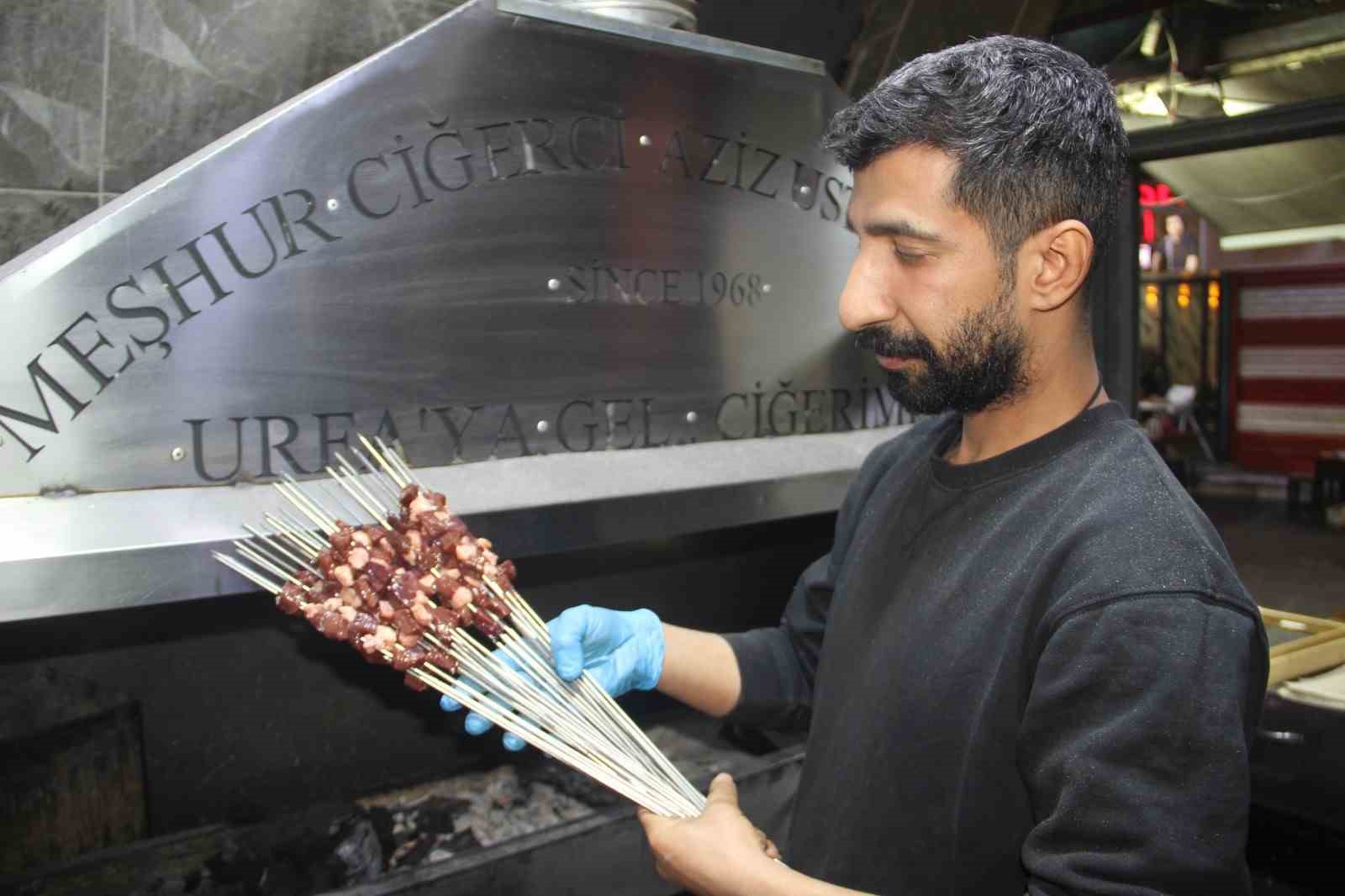 sanliurfada sahur vakti ciger keyfi 0 UMkIGqS3
