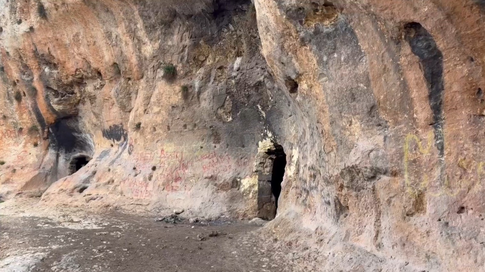 sanliurfada sari magaralar turizme kazandirilmayi bekliyor 3