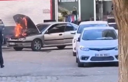 sanliurfada seyir halindeki aracta yangin panigi 0