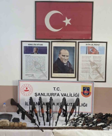 sanliurfada-silah-kacakciligi-operasyonu-2-gozalti-9qU6C8cM.jpg