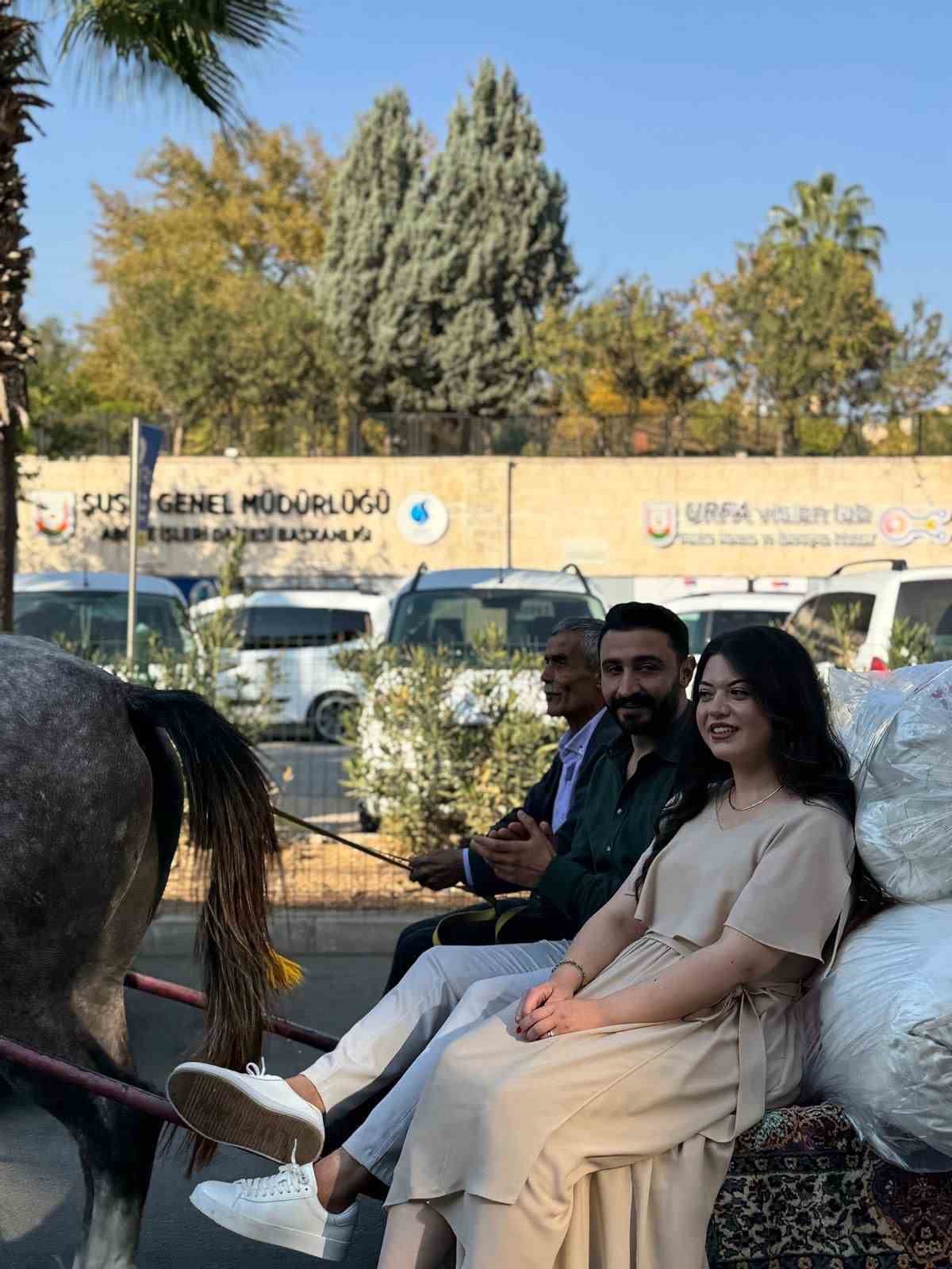 sanliurfada sira disi bir ceyiz tasima merasimi 7 tSyCjujY