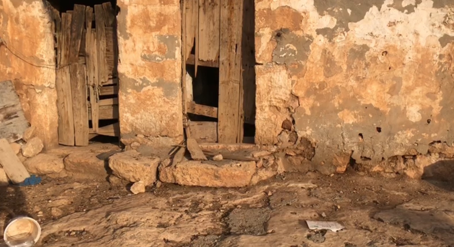 Şanlıurfa’da sırtlanlar tavuk kümesine girdi: Horoz ve tavukları çaldı 8 sanliurfada sirtlanlar tavuk kumesine girdi horoz ve tavuklari caldi 4 v332PLEL