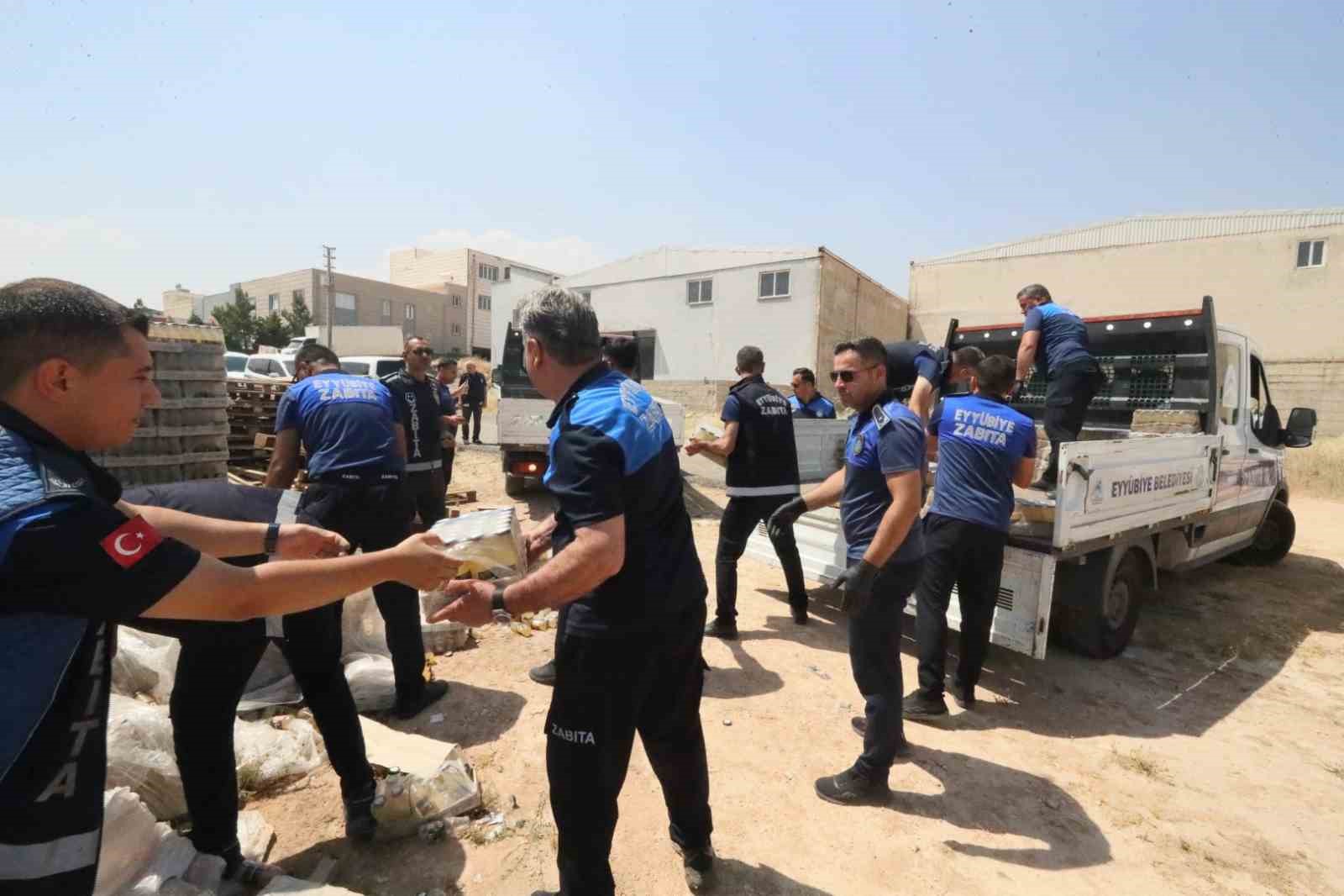 sanliurfada son kullanim tarihi gecmis binlerce urun imha edildi 0 BCLc2HwU