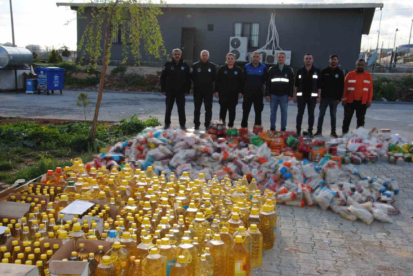 sanliurfada son kullanim tarihi gecmis tonlarca gida urunu ele gecirildi 2 CkTbrfar