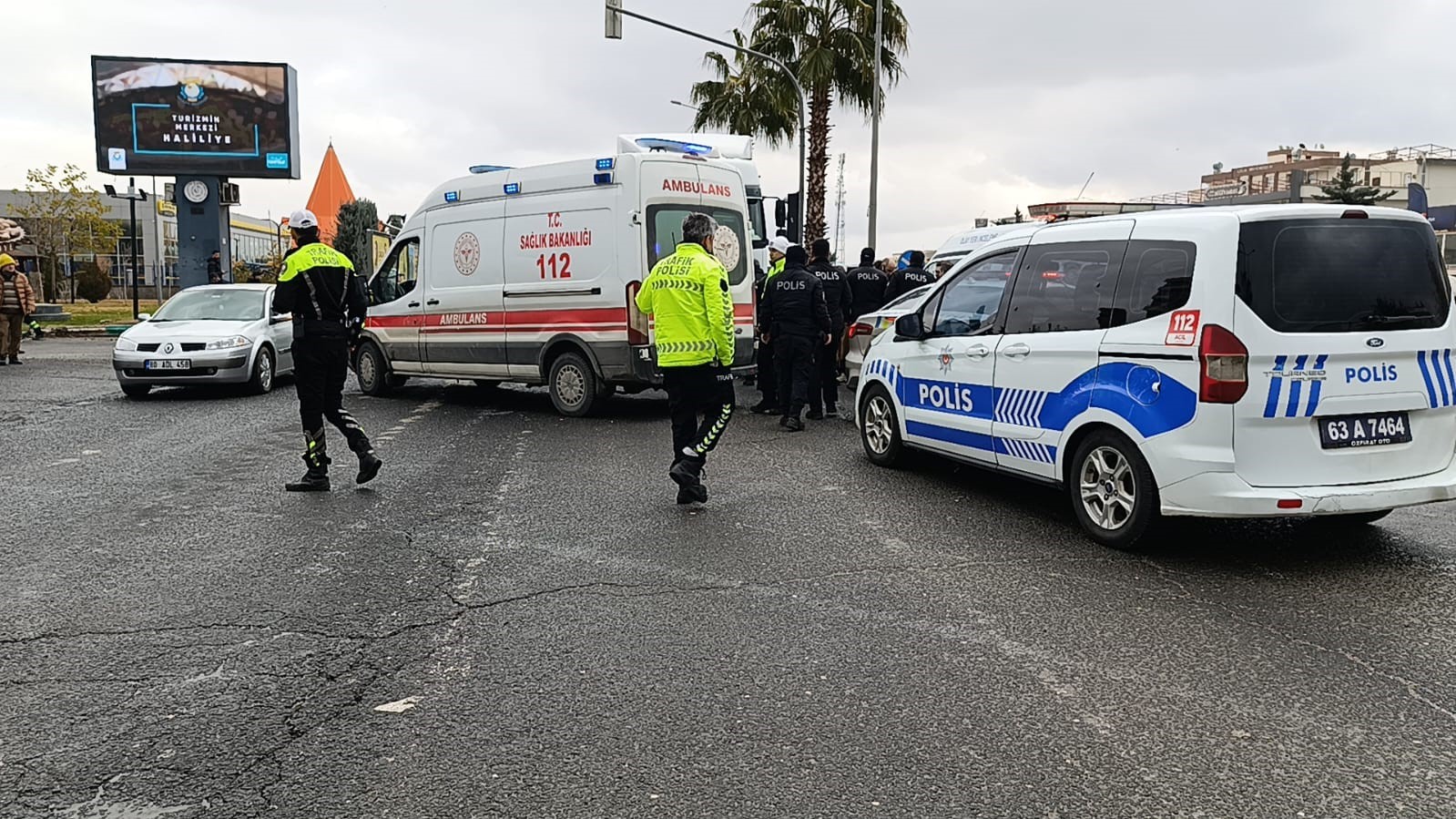 sanliurfada tir ile motosiklet carpisti 1 olu 5 KUjr7aaZ