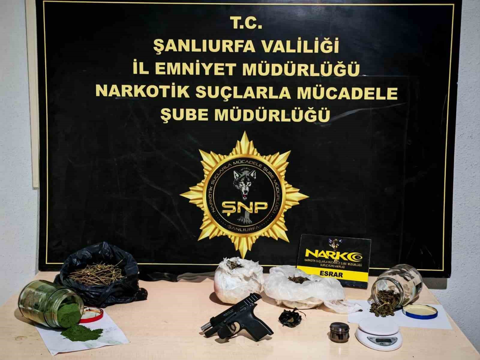 sanliurfada uyusturucu operasyonu 5 gozalti 1 WOyPlAUt