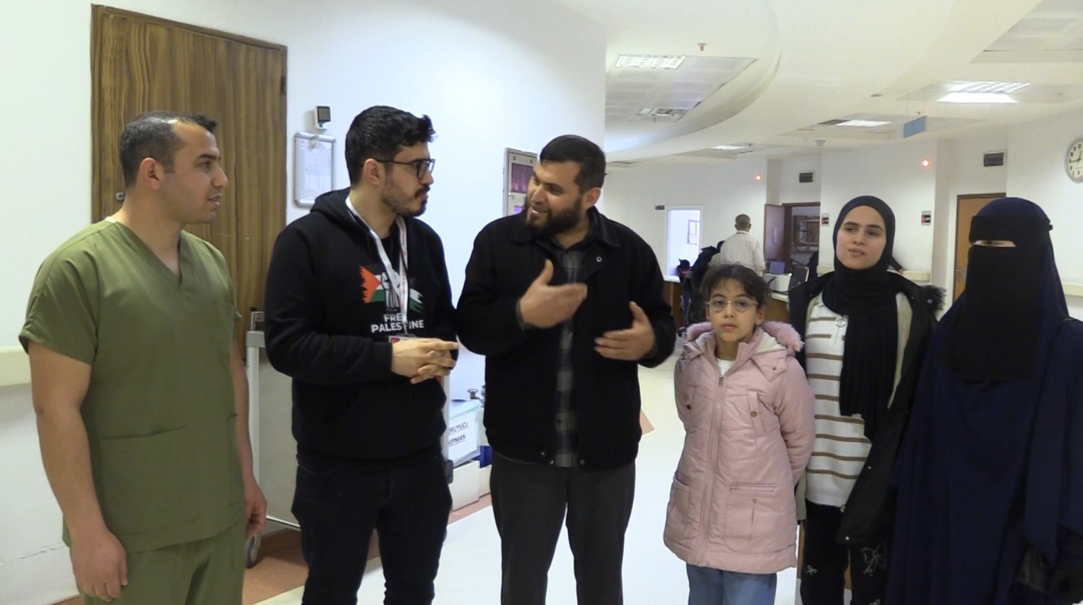 sanliurfada yataga bagli kardesler tedavi sonrasi yurumeye basladi 2 1TOjTPQ6