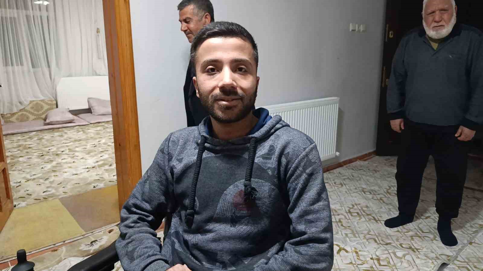 sanliurfadaki engelli gence ankaradan akulu tekerlekli sandalye surprizi 1 L4INbZP7