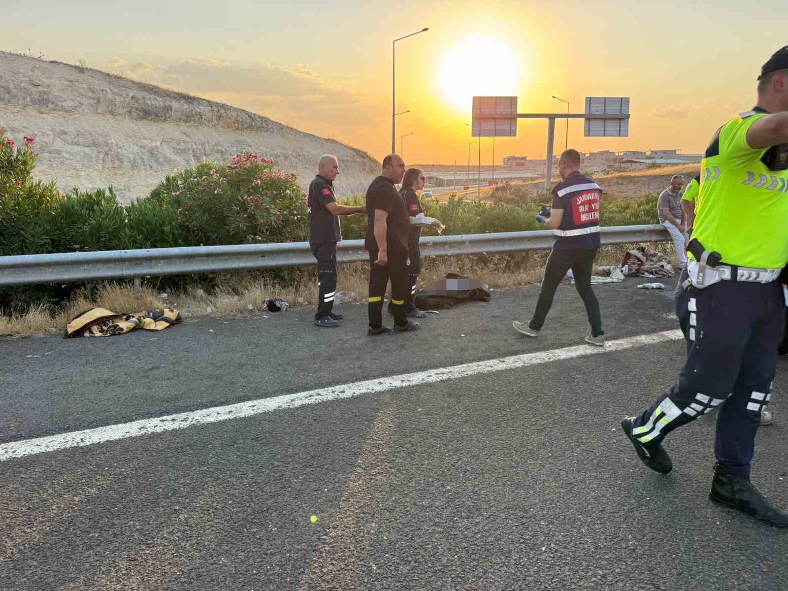 Şanlıurfa’daki kazada ölü sayısı 3’e yükseldi 4 sanliurfadaki kazada olu sayisi 3e yukseldi 0 QseksX8E
